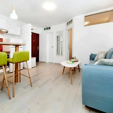 Apartment Amici With Terrace In Center Of Rovinj Exterior photo
