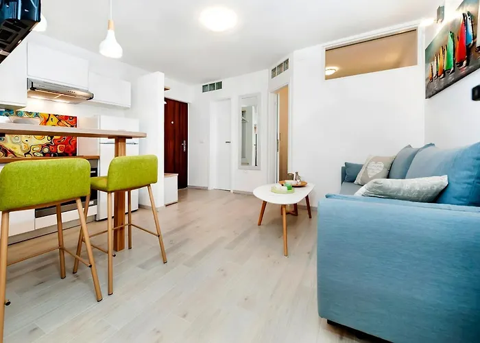 Apartment Amici With Terrace In Center Of Rovinj